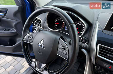 Внедорожник / Кроссовер Mitsubishi Eclipse Cross 2020 в 