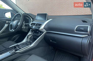 Позашляховик / Кросовер Mitsubishi Eclipse Cross 2020 в 
