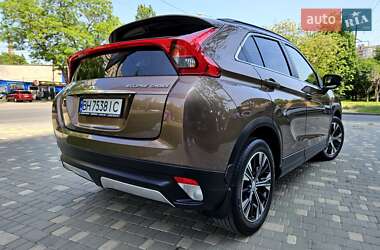 Внедорожник / Кроссовер Mitsubishi Eclipse Cross 2018 в 