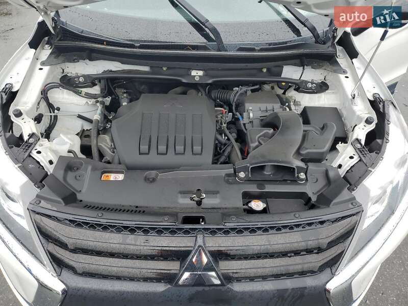 Позашляховик / Кросовер Mitsubishi Eclipse Cross 2018 в Львові фото 12 Позашляховик / Кросовер Mitsubishi Eclipse Cross 2018 в Львові