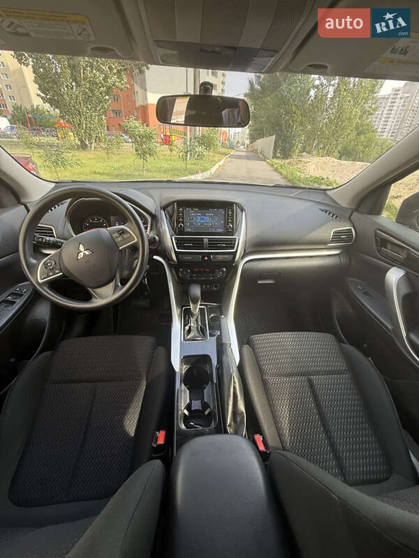 Внедорожник / Кроссовер Mitsubishi Eclipse Cross 2020 в Киеве фото 7 Внедорожник / Кроссовер Mitsubishi Eclipse Cross 2020 в Киеве