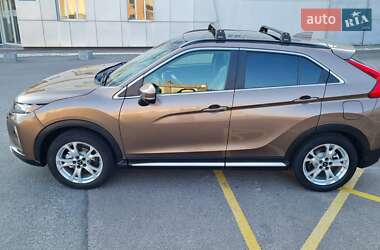 Внедорожник / Кроссовер Mitsubishi Eclipse Cross 2018 в 