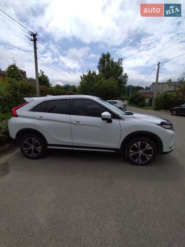 Внедорожник / Кроссовер Mitsubishi Eclipse Cross 2018 в Ирпене