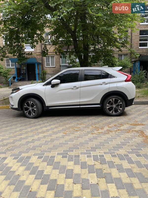 Внедорожник / Кроссовер Mitsubishi Eclipse Cross 2018 в Ирпене