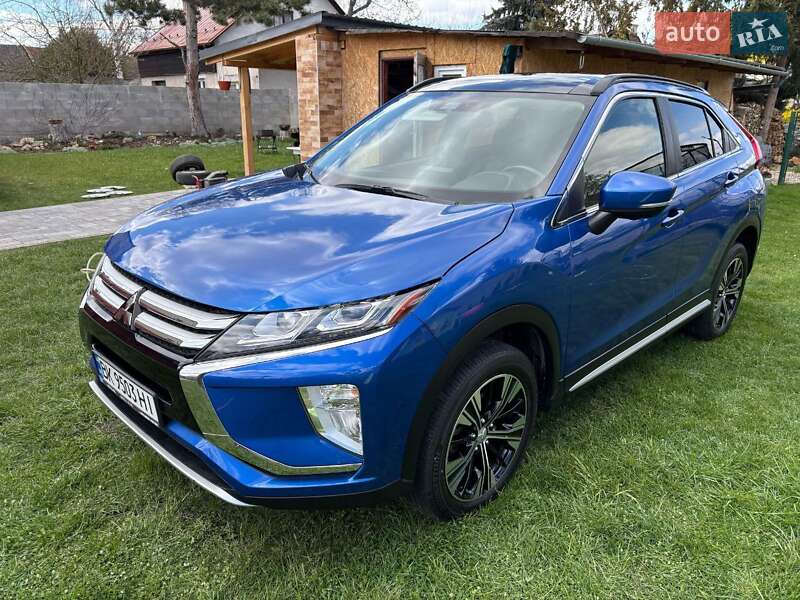 Внедорожник / Кроссовер Mitsubishi Eclipse Cross 2018 в 