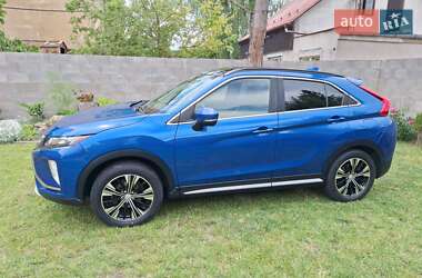 Внедорожник / Кроссовер Mitsubishi Eclipse Cross 2018 в 