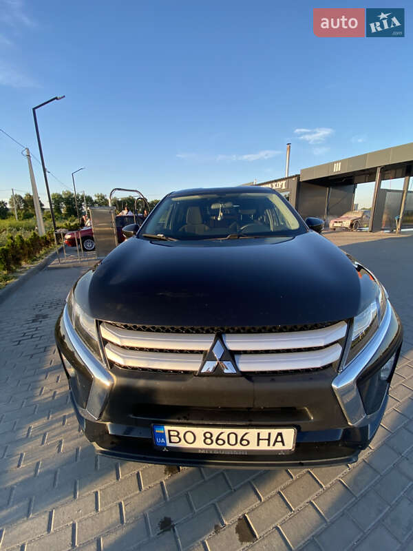 Внедорожник / Кроссовер Mitsubishi Eclipse Cross 2019 в Тернополе фото 5 Внедорожник / Кроссовер Mitsubishi Eclipse Cross 2019 в Тернополе