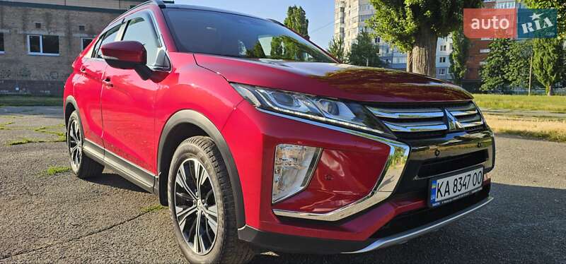 Позашляховик / Кросовер Mitsubishi Eclipse Cross 2018 в 