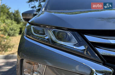 Внедорожник / Кроссовер Mitsubishi Eclipse Cross 2018 в 