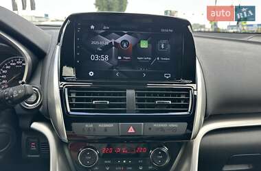Позашляховик / Кросовер Mitsubishi Eclipse Cross 2023 в 