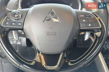 Внедорожник / Кроссовер Mitsubishi Eclipse Cross 2019 в 