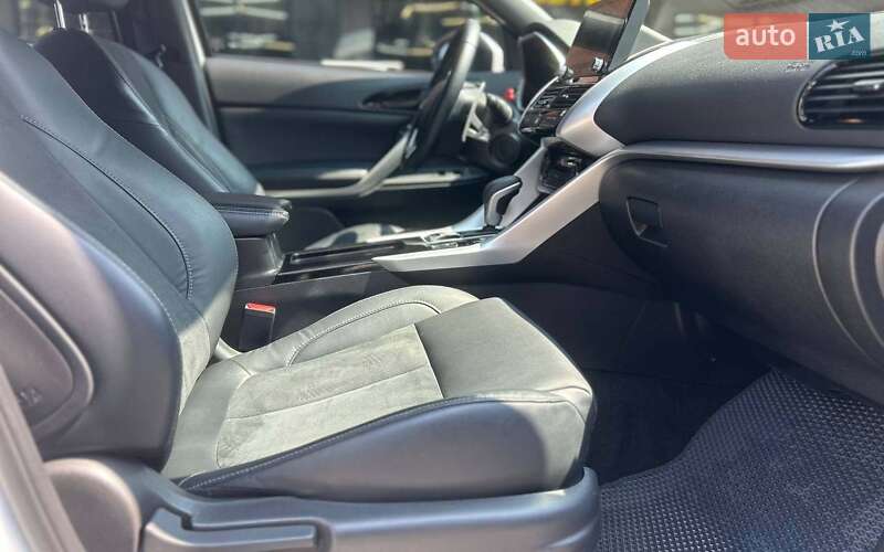 Внедорожник / Кроссовер Mitsubishi Eclipse Cross 2022 в Черновцах