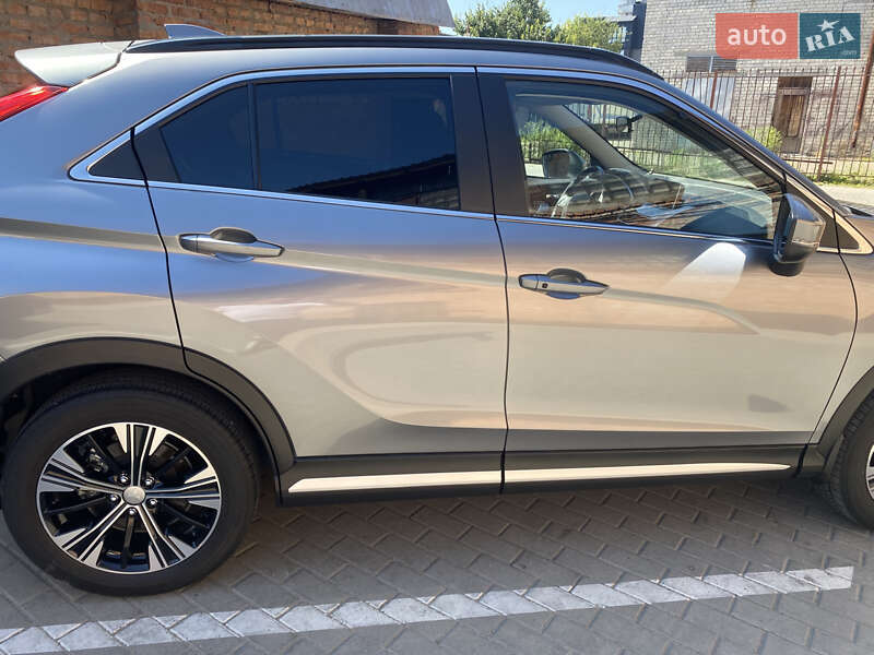 Позашляховик / Кросовер Mitsubishi Eclipse Cross 2020 в Черкасах фото 10 Позашляховик / Кросовер Mitsubishi Eclipse Cross 2020 в Черкасах