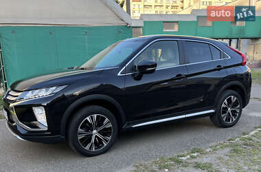 Внедорожник / Кроссовер Mitsubishi Eclipse Cross 2018 в 
