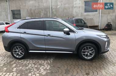 Внедорожник / Кроссовер Mitsubishi Eclipse Cross 2018 в 