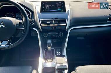 Позашляховик / Кросовер Mitsubishi Eclipse Cross 2018 в 