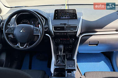 Позашляховик / Кросовер Mitsubishi Eclipse Cross 2020 в 