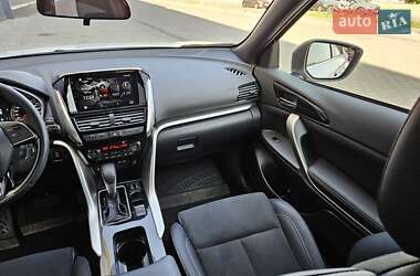 Внедорожник / Кроссовер Mitsubishi Eclipse Cross 2023 в 