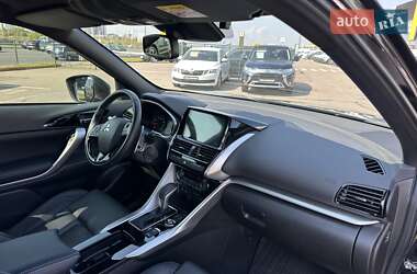 Позашляховик / Кросовер Mitsubishi Eclipse Cross 2023 в 