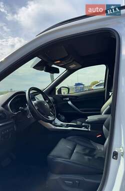 Внедорожник / Кроссовер Mitsubishi Eclipse Cross 2023 в 