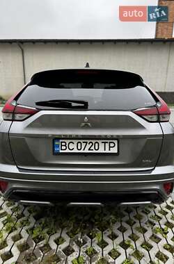 Позашляховик / Кросовер Mitsubishi Eclipse Cross 2022 в 