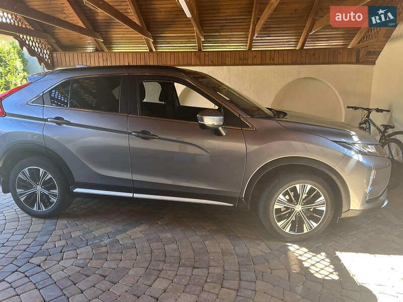 Позашляховик / Кросовер Mitsubishi Eclipse Cross 2020 в Береговому