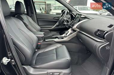 Позашляховик / Кросовер Mitsubishi Eclipse Cross 2023 в 