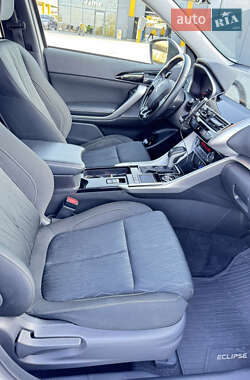 Внедорожник / Кроссовер Mitsubishi Eclipse Cross 2019 в 