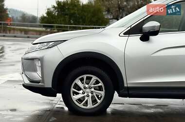 Позашляховик / Кросовер Mitsubishi Eclipse Cross 2018 в 