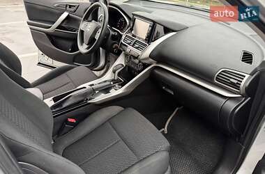 Позашляховик / Кросовер Mitsubishi Eclipse Cross 2018 в 