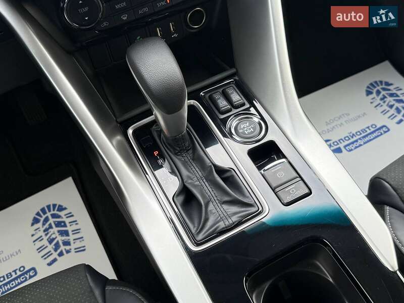 Внедорожник / Кроссовер Mitsubishi Eclipse Cross 2024 в Киеве