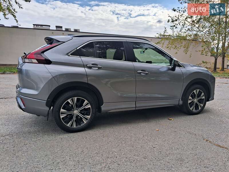 Позашляховик / Кросовер Mitsubishi Eclipse Cross 2022 в Дніпрі фото 7 Позашляховик / Кросовер Mitsubishi Eclipse Cross 2022 в Дніпрі