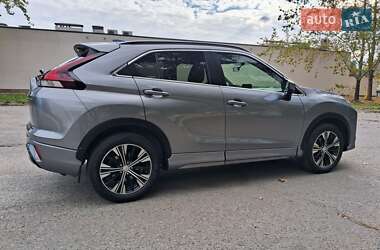 Внедорожник / Кроссовер Mitsubishi Eclipse Cross 2022 в 