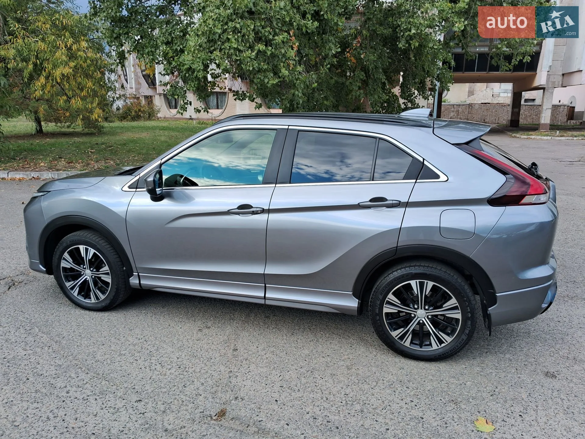 2022 Mitsubishi Eclipse Cross - мініатюра 3