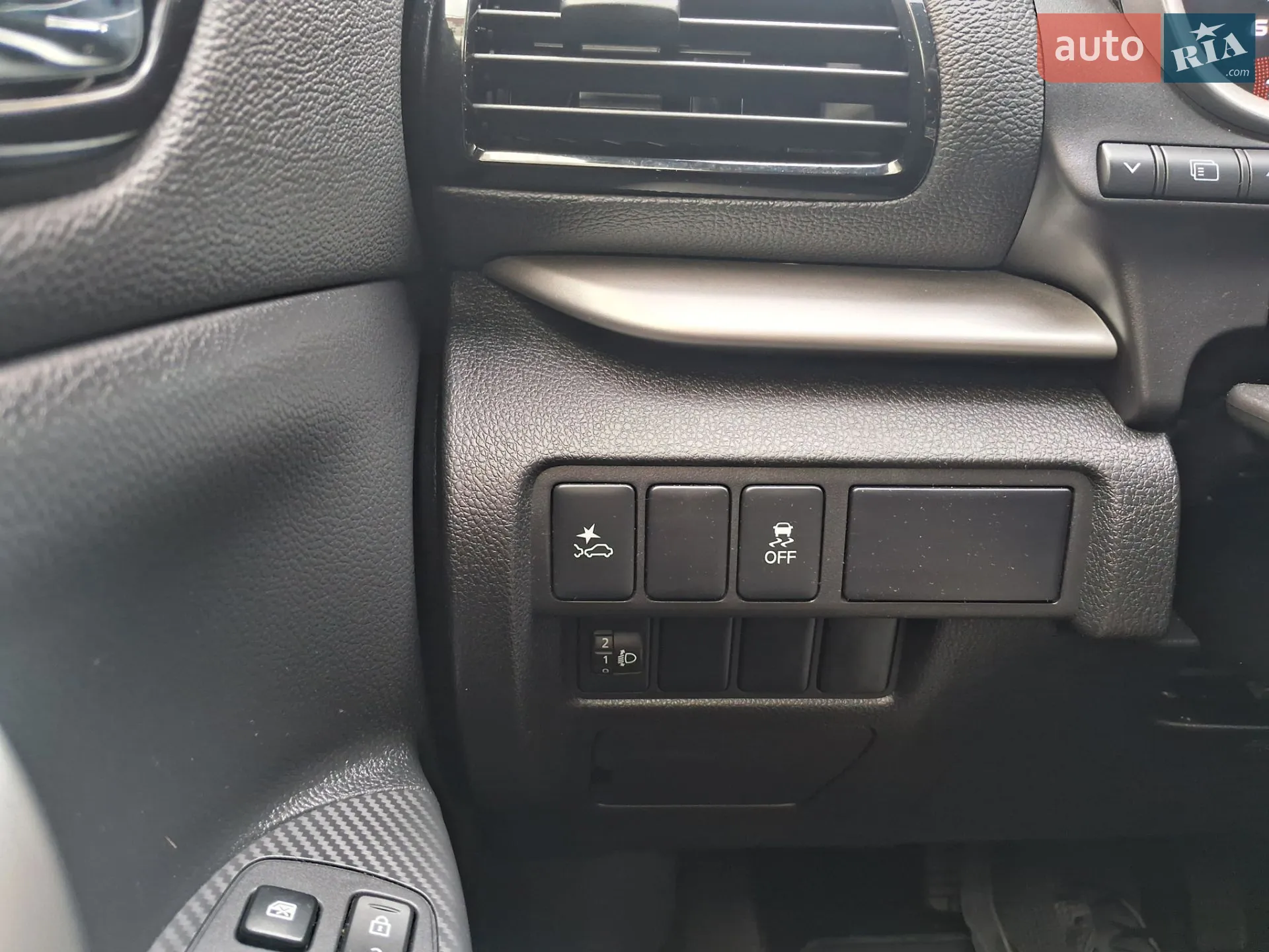 2022 Mitsubishi Eclipse Cross - мініатюра 27