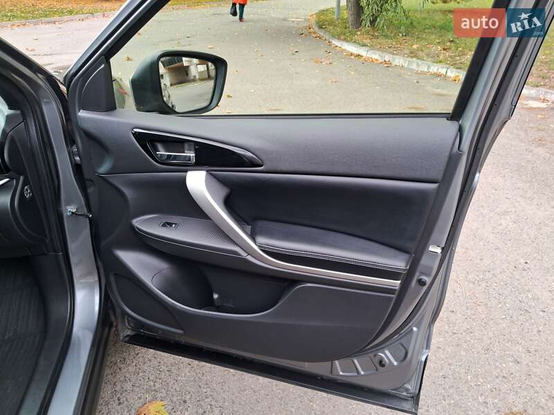 Позашляховик / Кросовер Mitsubishi Eclipse Cross 2022 в Дніпрі фото 46 Позашляховик / Кросовер Mitsubishi Eclipse Cross 2022 в Дніпрі