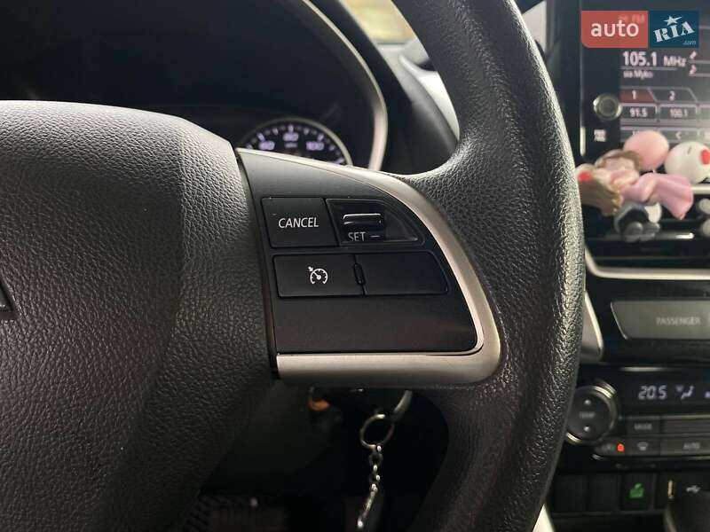 Позашляховик / Кросовер Mitsubishi Eclipse Cross 2018 в Миколаєві