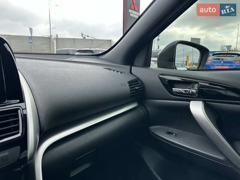 Внедорожник / Кроссовер Mitsubishi Eclipse Cross 2023 в Киеве