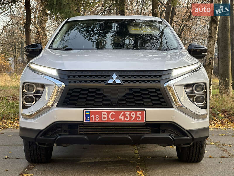 Внедорожник / Кроссовер Mitsubishi Eclipse Cross 2023 в Киеве фото 7 Внедорожник / Кроссовер Mitsubishi Eclipse Cross 2023 в Киеве