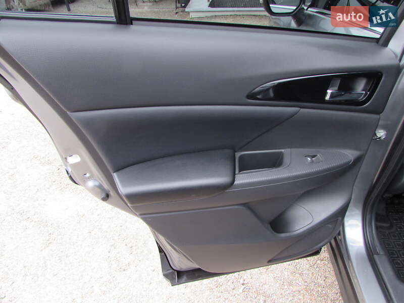 Позашляховик / Кросовер Mitsubishi Eclipse Cross 2024 в Кропивницькому