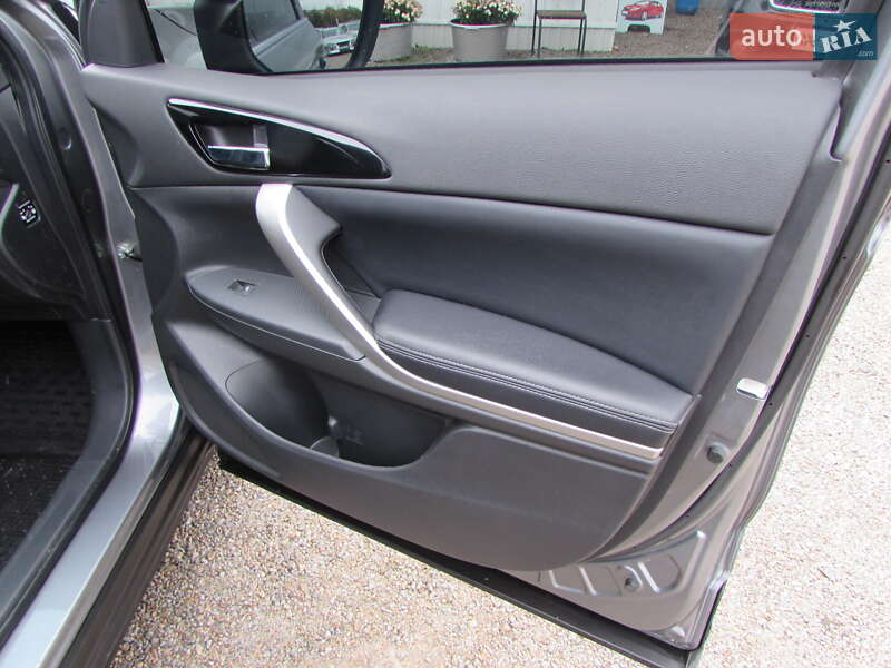 Позашляховик / Кросовер Mitsubishi Eclipse Cross 2024 в Кропивницькому