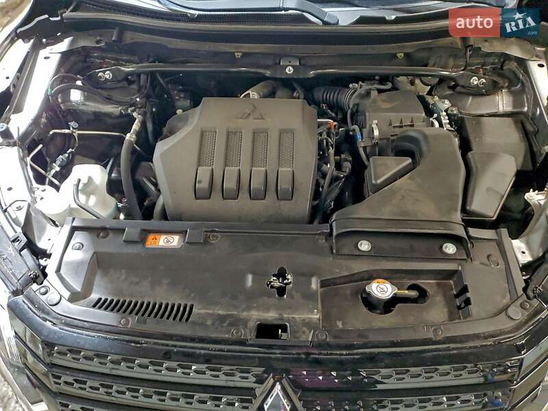 Внедорожник / Кроссовер Mitsubishi Eclipse Cross 2021 в Киеве