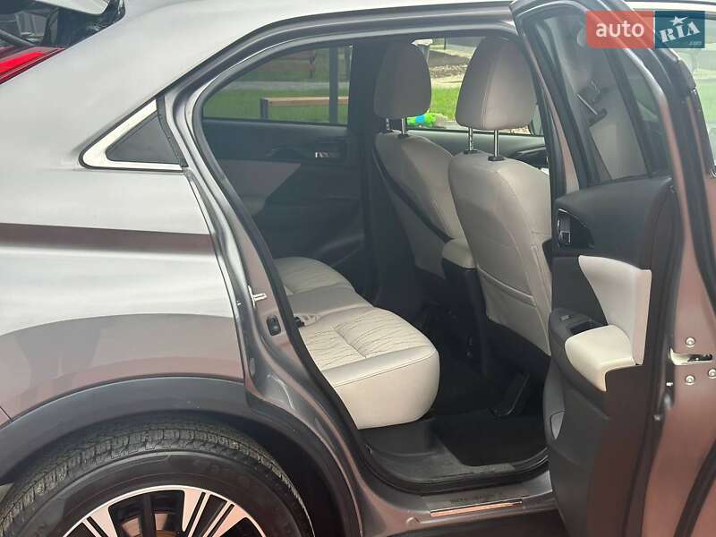 Внедорожник / Кроссовер Mitsubishi Eclipse Cross 2018 в Ивано-Франковске