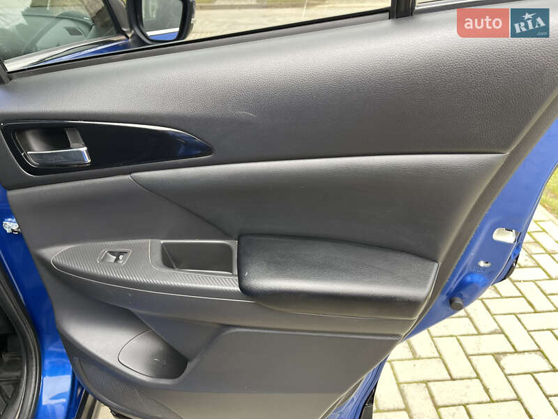 Внедорожник / Кроссовер Mitsubishi Eclipse Cross 2020 в Черновцах фото 59 Внедорожник / Кроссовер Mitsubishi Eclipse Cross 2020 в Черновцах