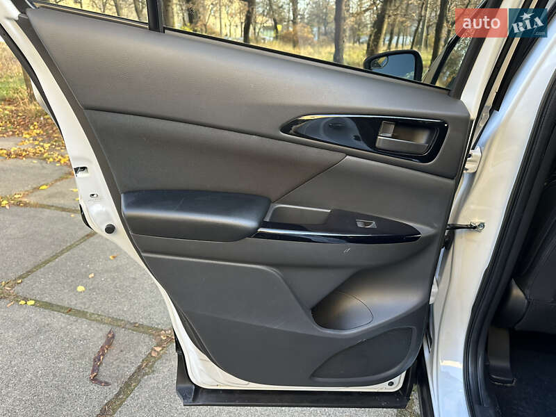 Внедорожник / Кроссовер Mitsubishi Eclipse Cross 2023 в Киеве фото 20 Внедорожник / Кроссовер Mitsubishi Eclipse Cross 2023 в Киеве
