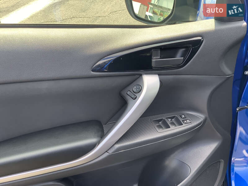 Внедорожник / Кроссовер Mitsubishi Eclipse Cross 2020 в Киеве