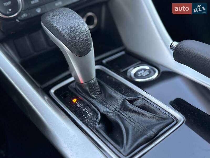 Внедорожник / Кроссовер Mitsubishi Eclipse Cross 2020 в Киеве