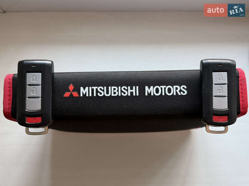 Внедорожник / Кроссовер Mitsubishi Eclipse Cross 2018 в Киеве