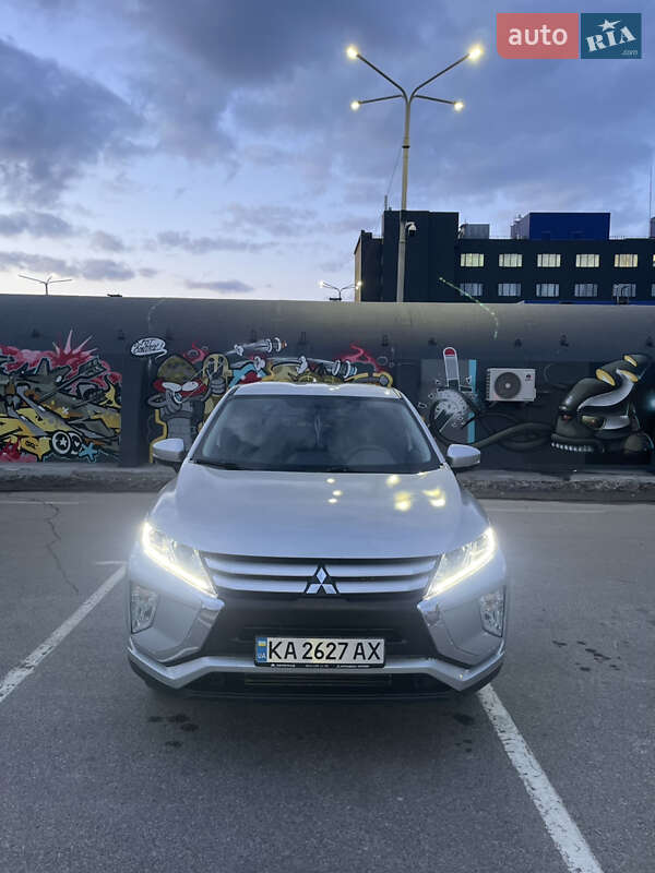 Внедорожник / Кроссовер Mitsubishi Eclipse Cross 2018 в Киеве