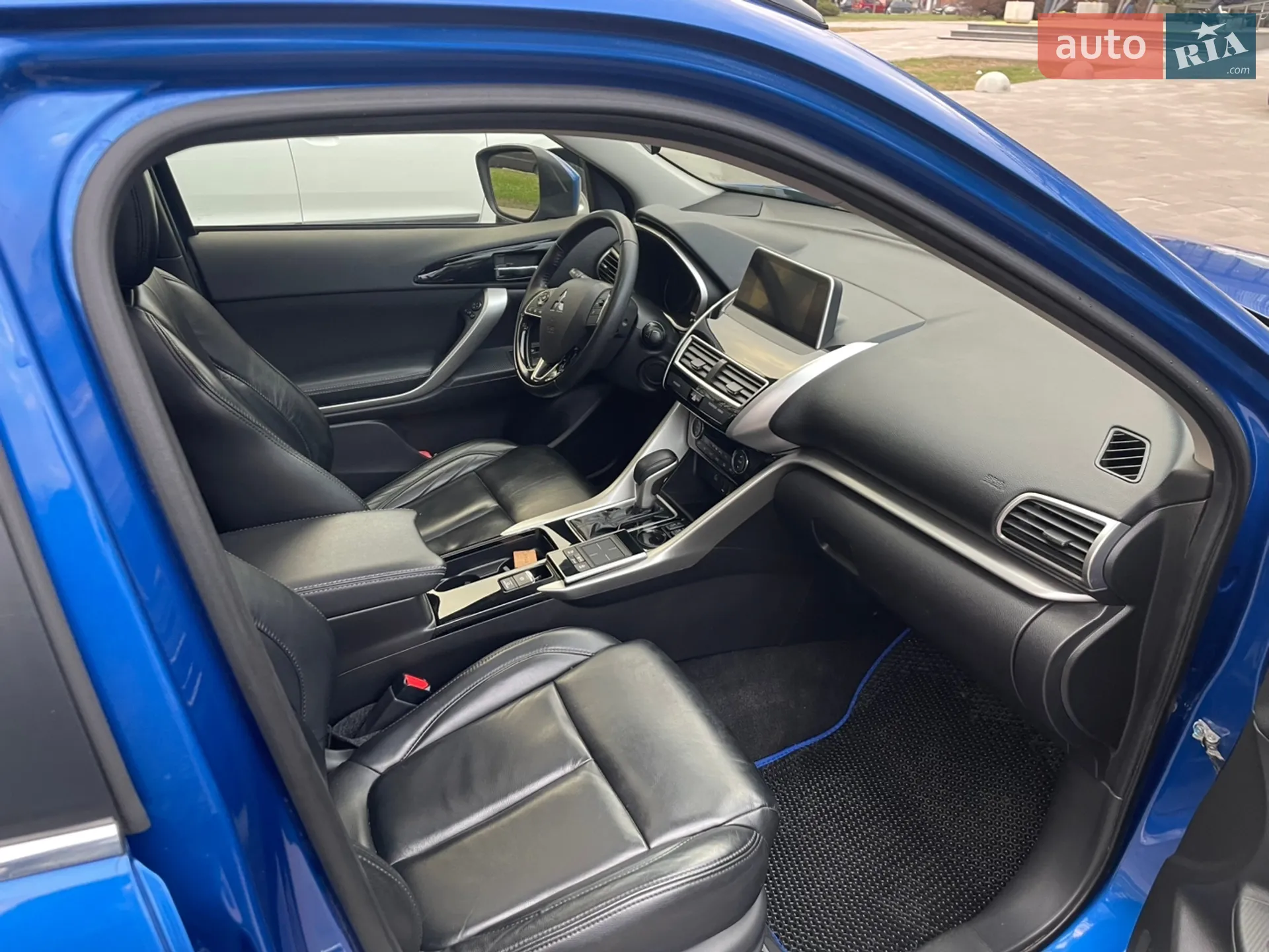 2019 Mitsubishi Eclipse Cross - мініатюра 19